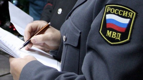 В Вятских Полянах полицейские задержали мужчину с наркотиками
